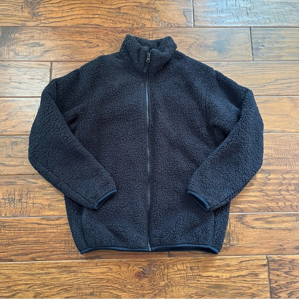 Uniqlo fleece zip up jacket